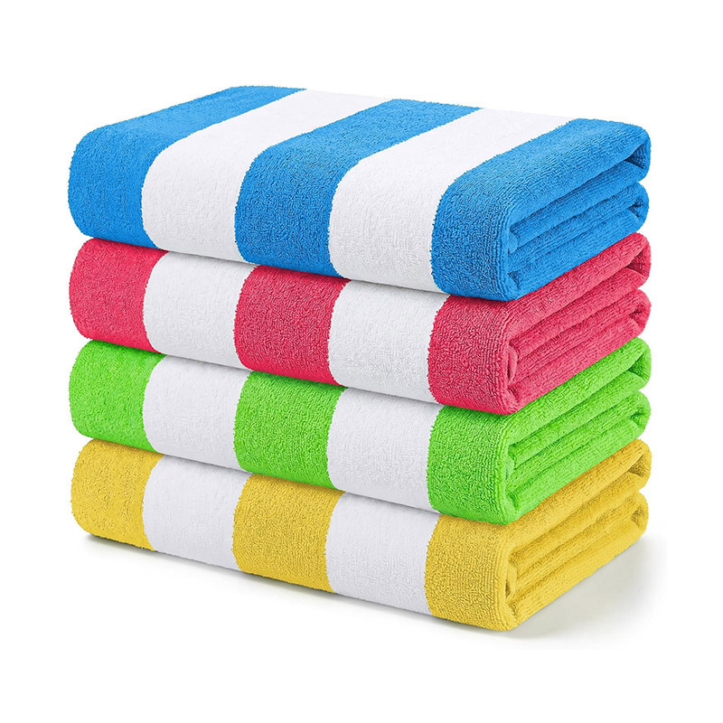 What kind of towel is best for the beach?