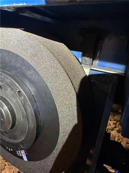 fashan rail grinding wheel for grinding train 350×25355060×127mm (9)yt5
