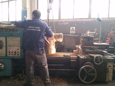 High pressure valve lathingvmh