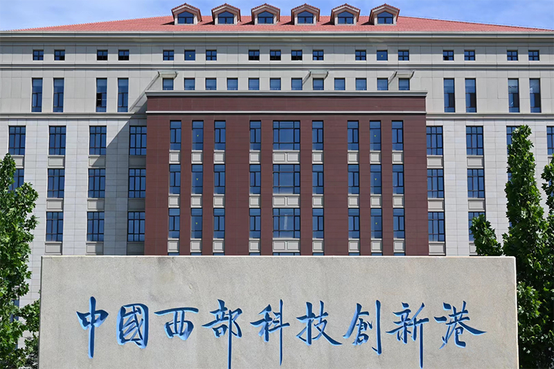 China aluminum alloy doors and windows construction project1