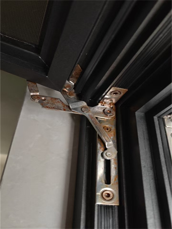 t2-Windows Hinges Accessories