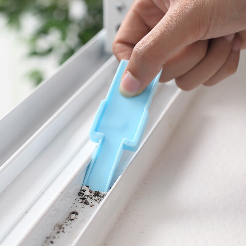 t4Cleaning of windows