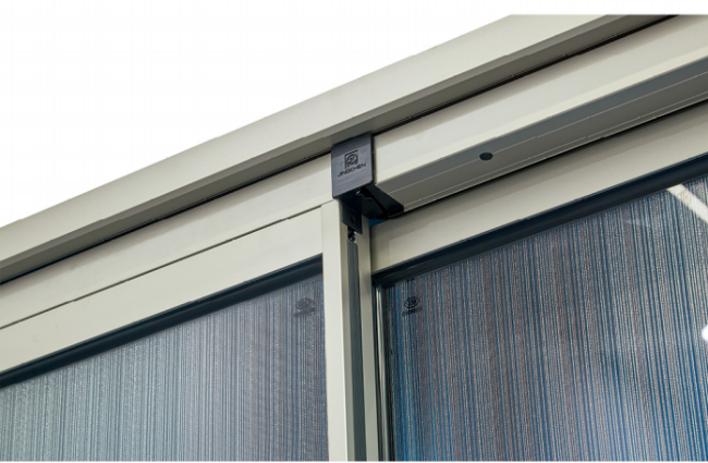 PD door upper track-1
