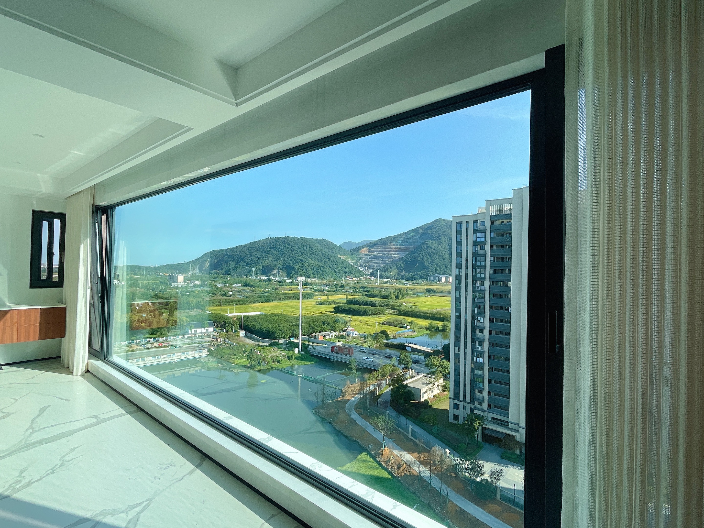 5 Insulation  windows with glass.jpg
