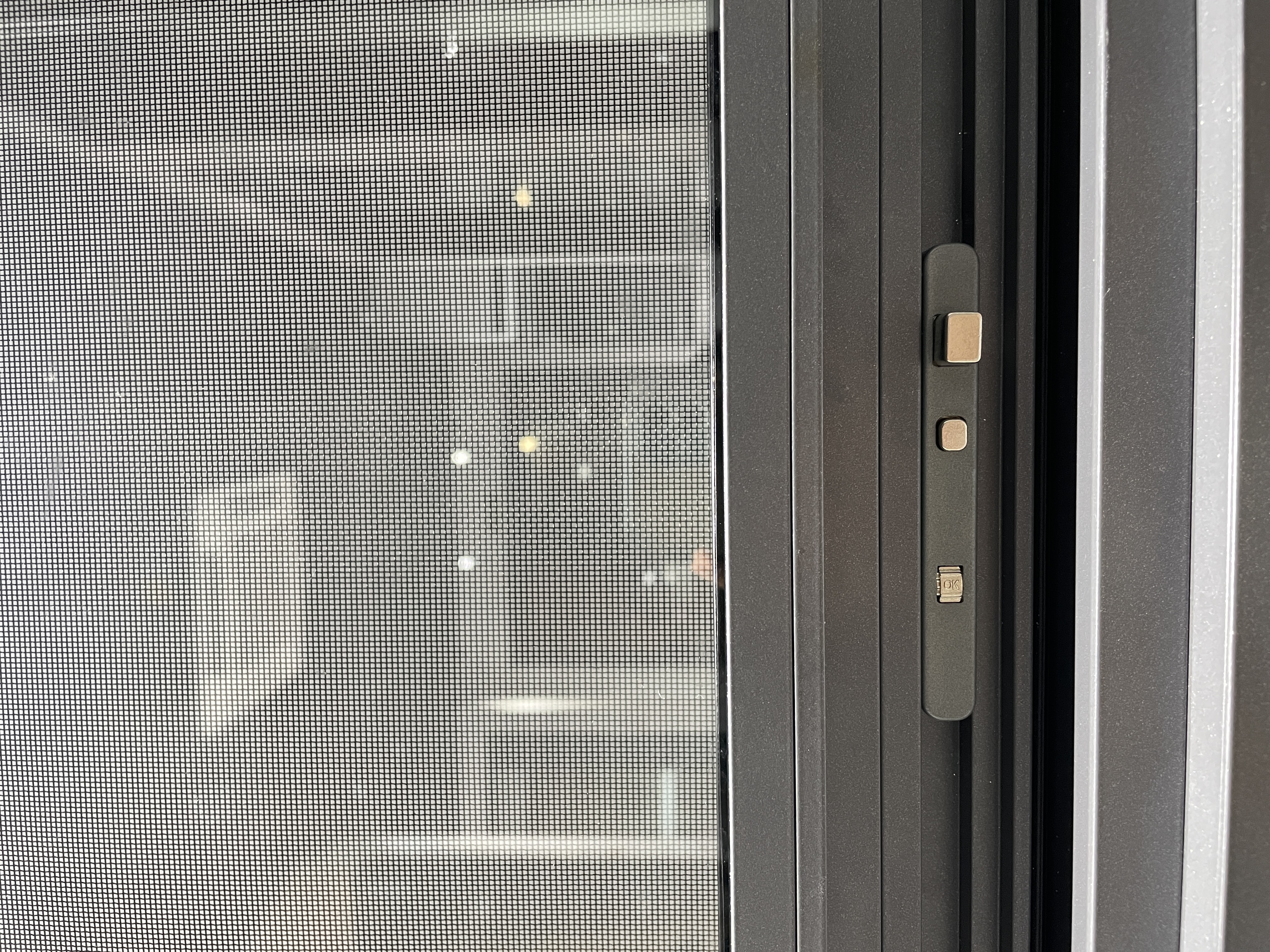 Child Lock Safety Lift Window.jpg