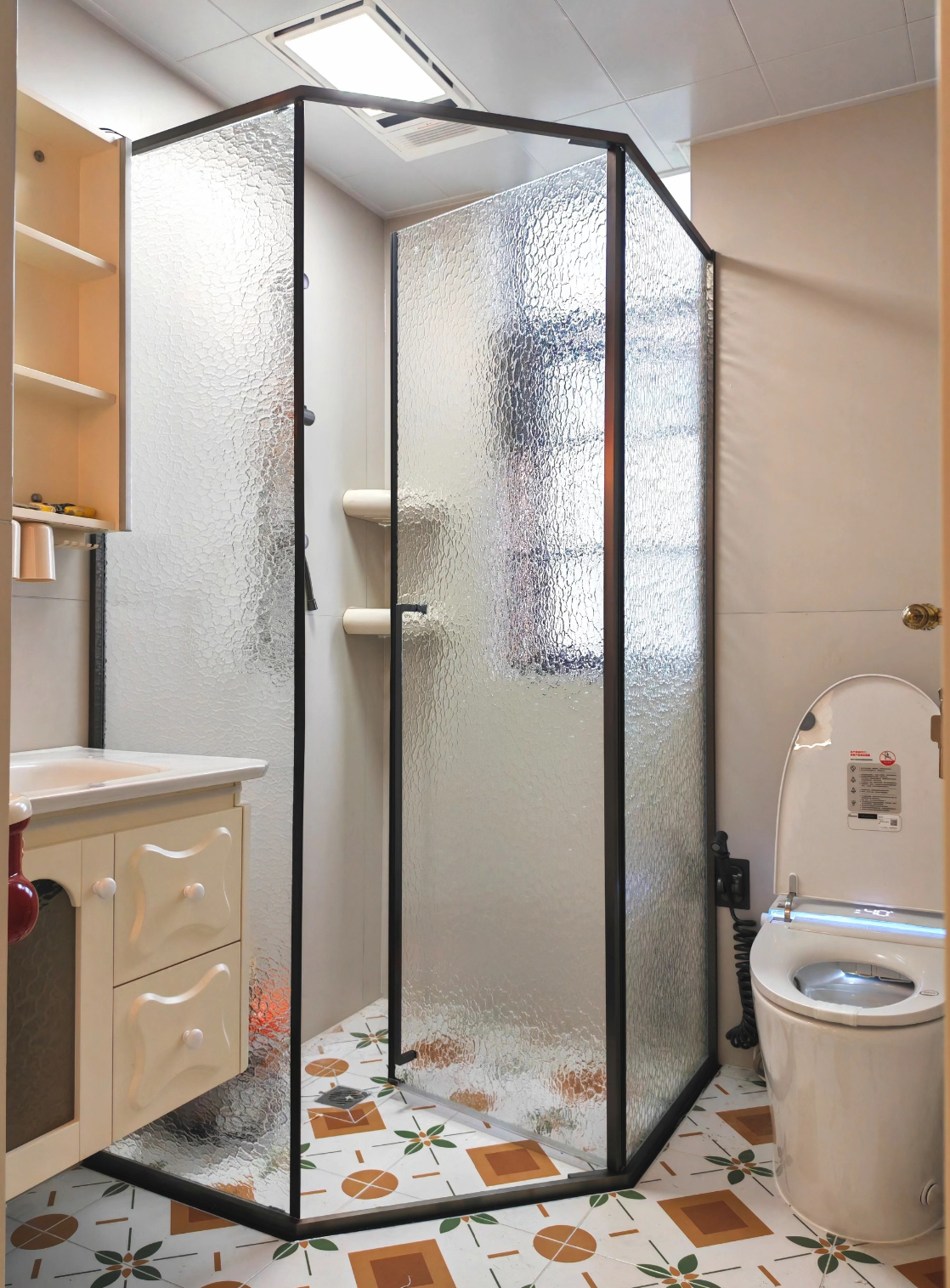 6Shower Door Design glass doors.jpg