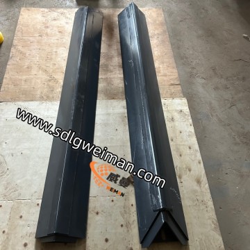 ORIGINAL VOLVO CENTRAL ANGLE IN HOPPER RM80900103 APPLY FOR VOLVO EQUIPMENT-1-1