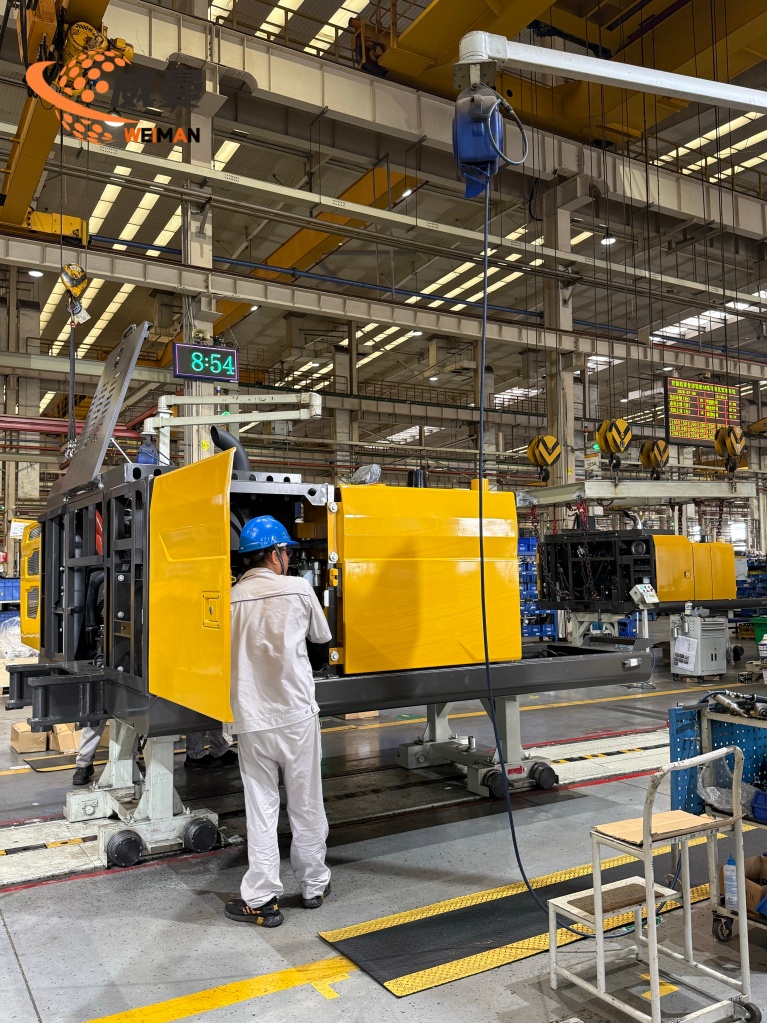 LINYI WEMAN Visits SDLG Intelligent Excavator Manufacturing Base to Strengthen Complete Supporting Supply Chain