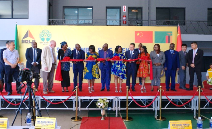 Lễ khai trương cửa hàng flagship của SDLG Zambia đã được tổ chức rất long trọng!