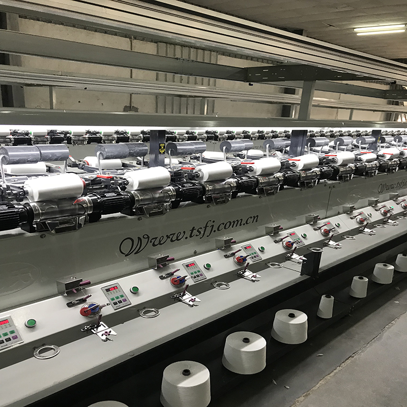 Sewing thread dyeing soft winding machine