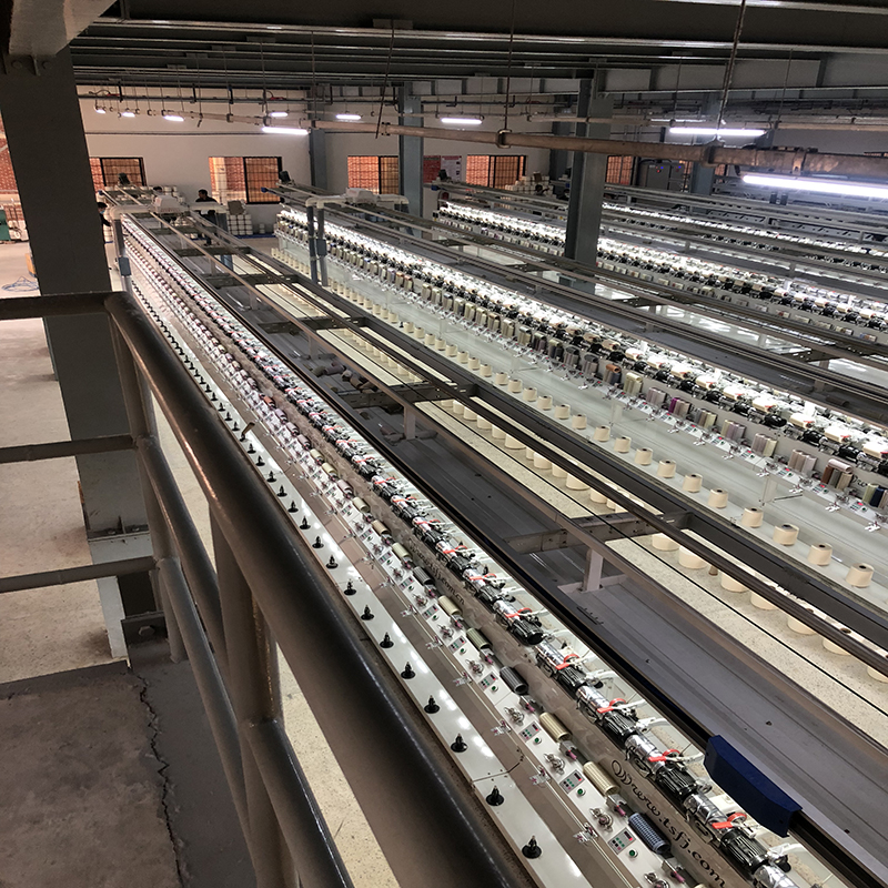Sewing thread dyeing soft winding machine