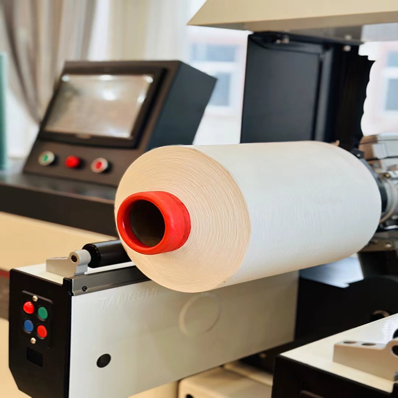 Angled yarn Precision winder