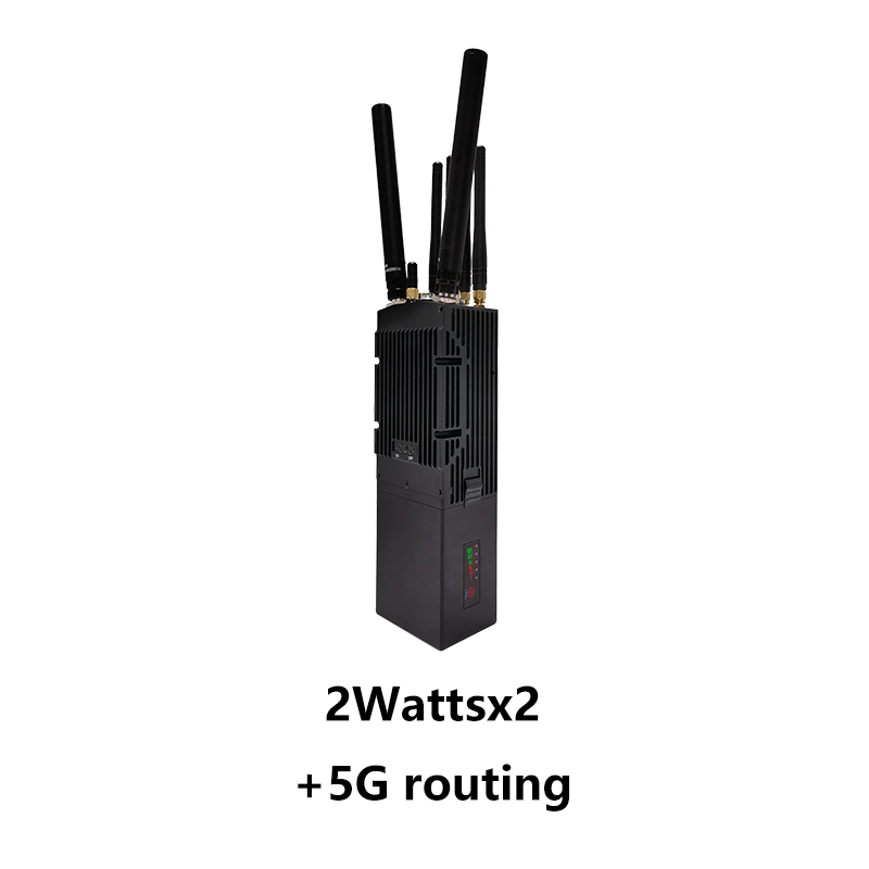 画板 7手持en.png