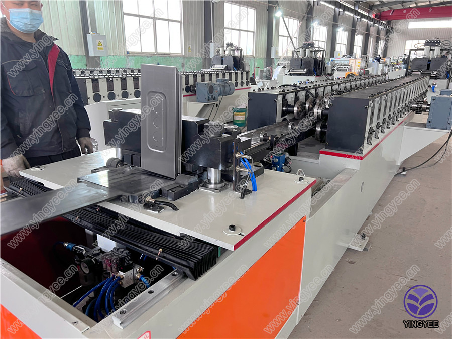 Electric Cabinet Roll Forming Machine (1)8f5