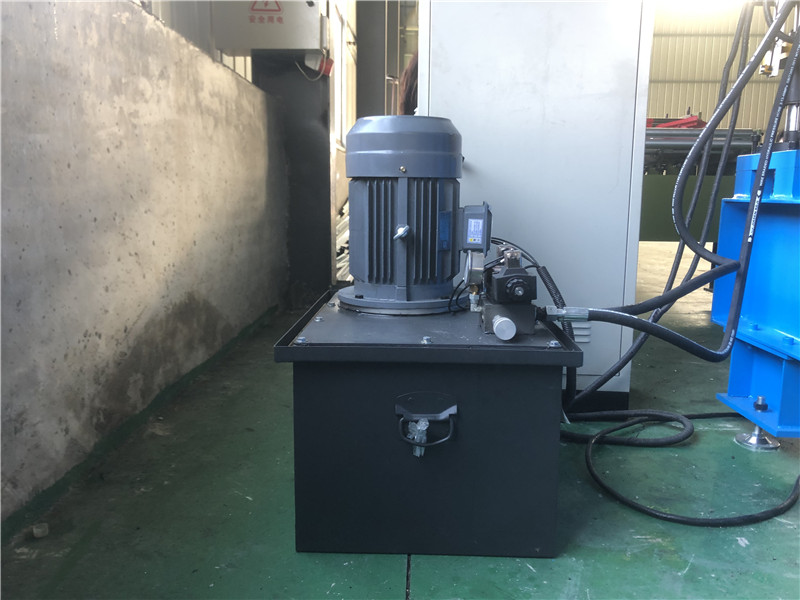 hydraulic station
