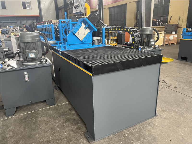 Stud and track roll forming machine (3)