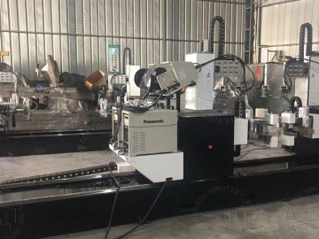 Сварочная машина для боковых крюков с одним рабочим местом