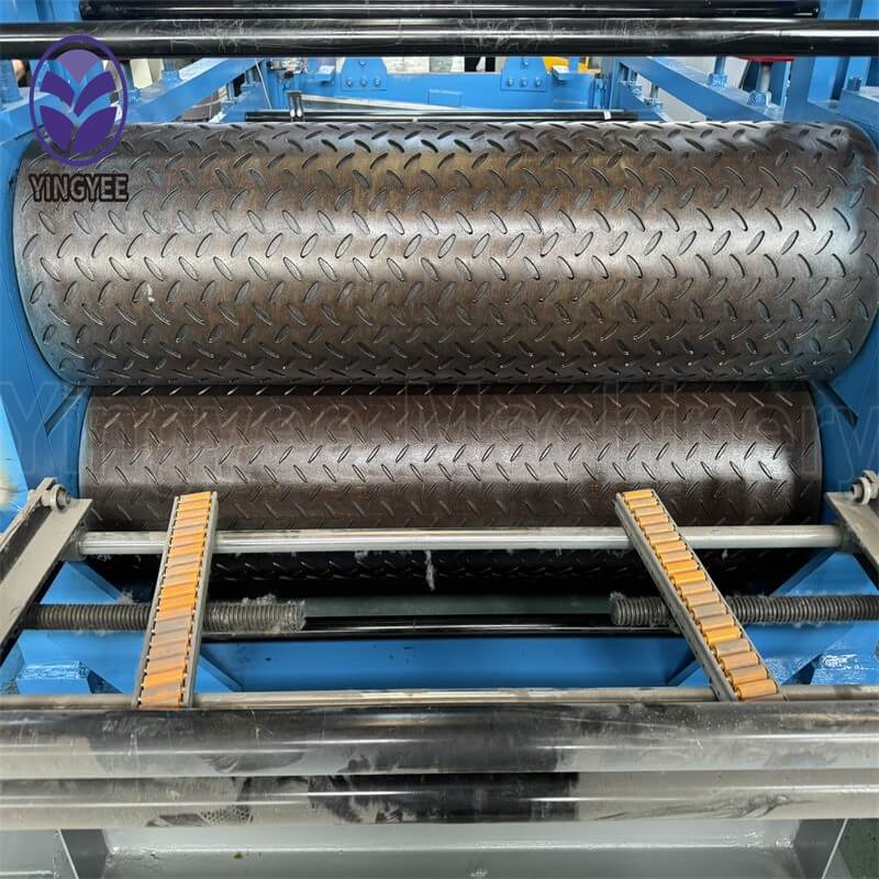 Willow leaf patterned steel pl1.jpg