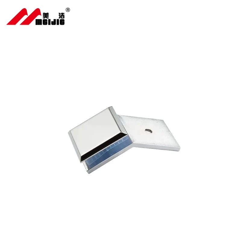 Factory wholesale Zinc alloy material hypotenuse frameless glass door clip 135 degree glass to wall hardware accessories