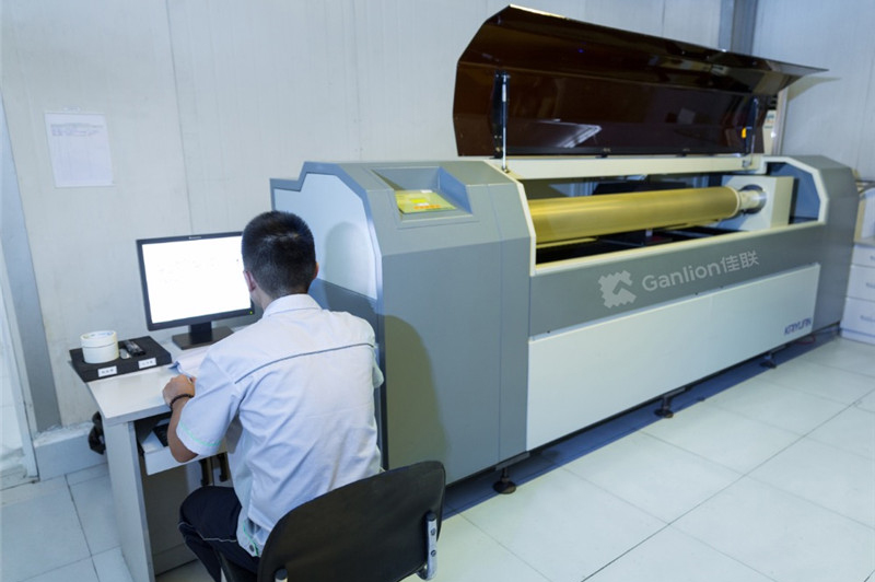 World-Class Equipment04yux