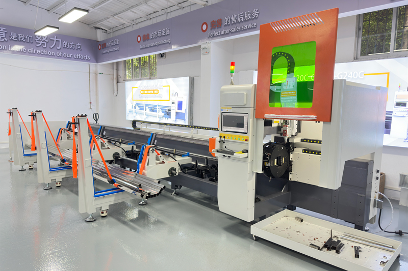 Equipment131b