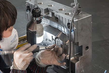 DX MOULDING ,TOOLING -Services -5