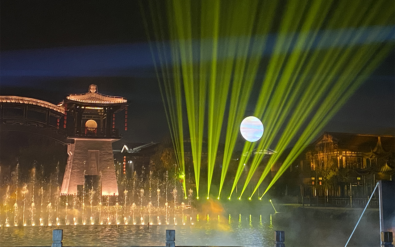 Bright Night at Jiaozuo Yuntai Ancient Town2