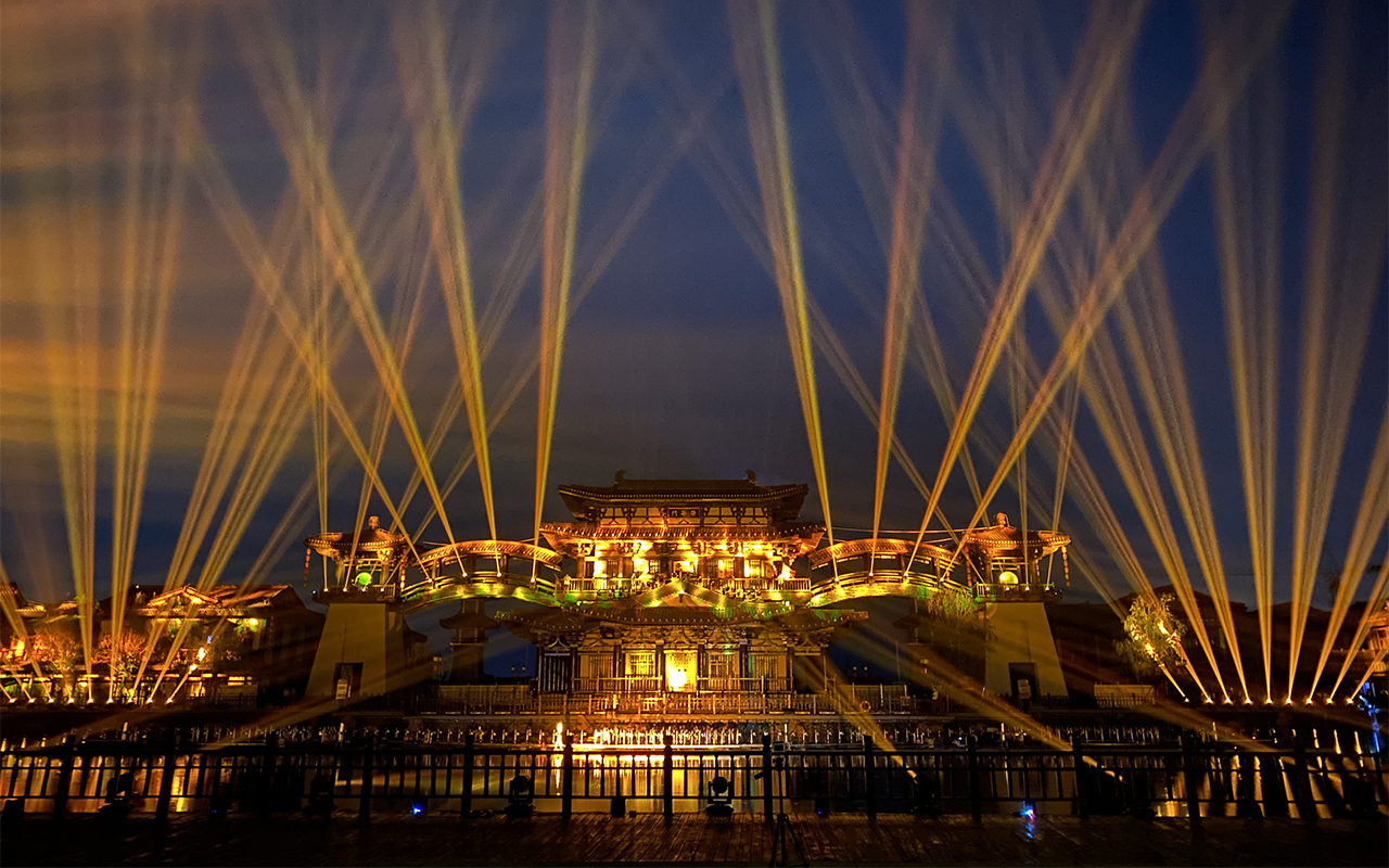 Bright Night at Jiaozuo Yuntai Ancient Town3