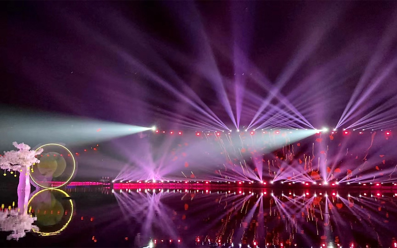 Creates a Magnificent Lighting Spectacle at Jincheng Runcheng Park2