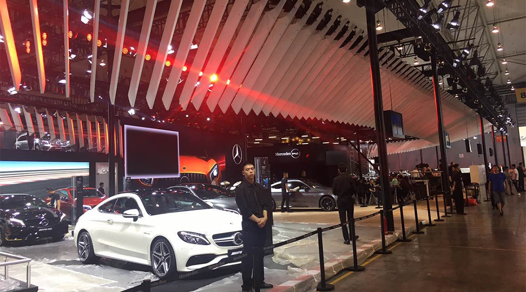 Guangzhou iTOPLITE Optoelectronics Elevates Mercedes-Benz Display at 2017 Chengdu Auto Show with Captivating Lighting