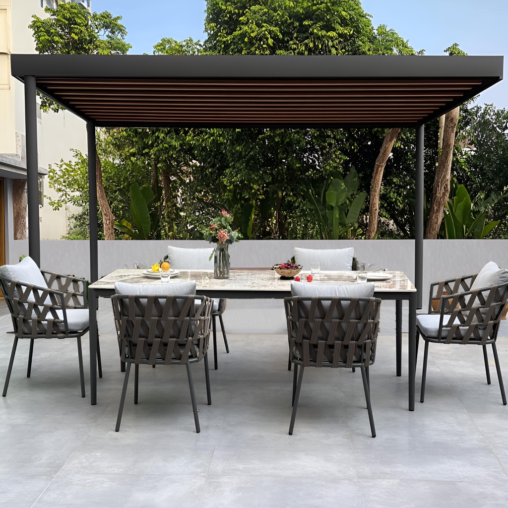 terrastafel en stoelen (1)