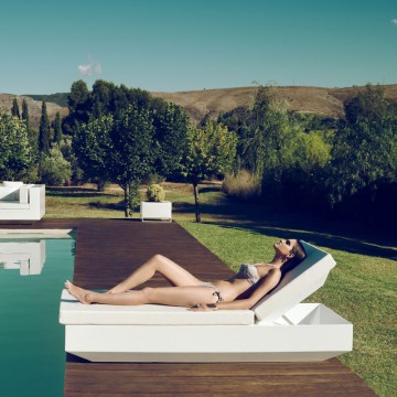 Resin Sun Lounger Beach Chair for Patio