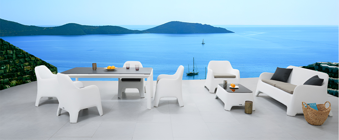 outdoor furniture.jpg