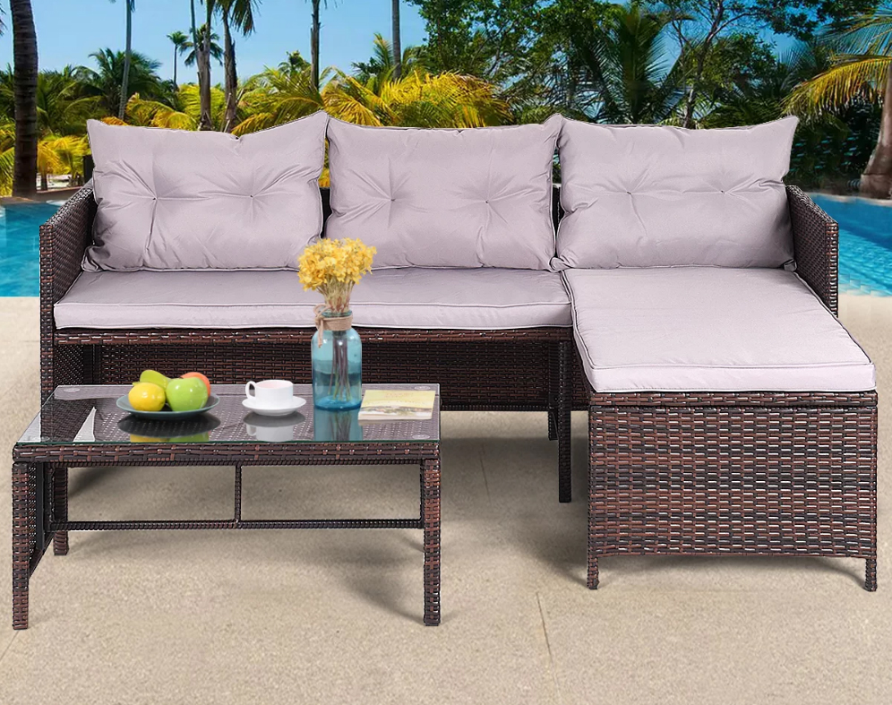 wicker patio furniture (1).jpg