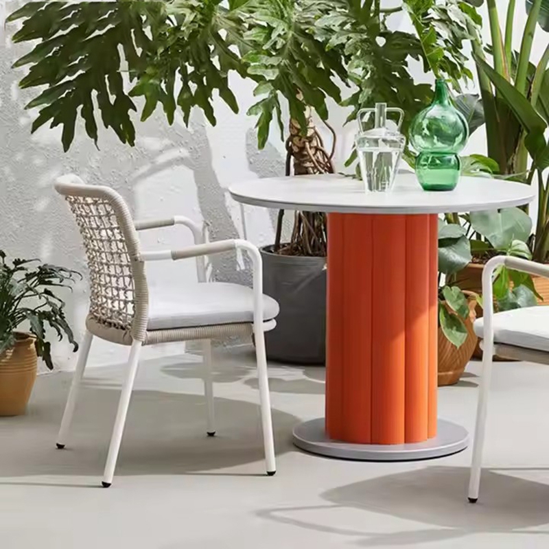 Modern Metal small outdoor table and chairs set