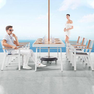 outdoor patio table and chairs with umbrella