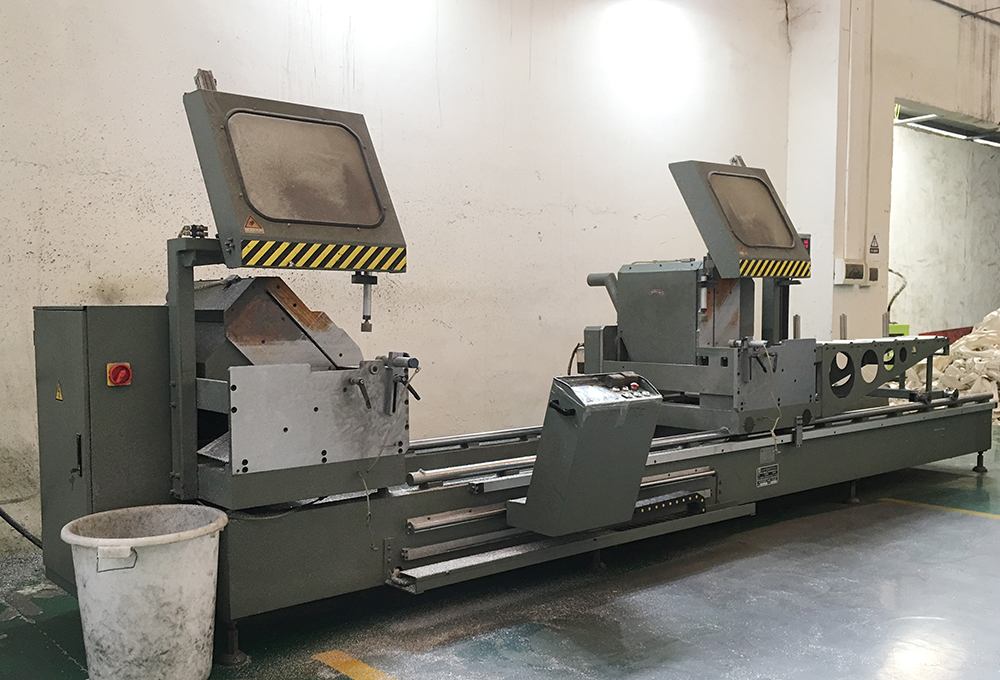 double mold sawblade