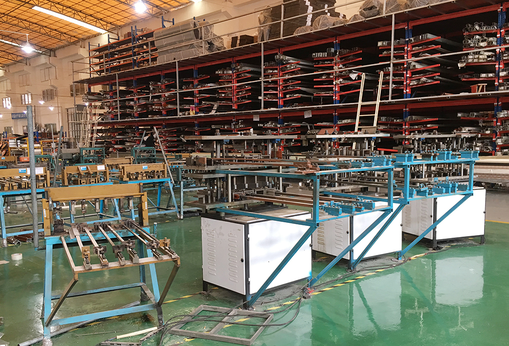 hydraulic mold machine
