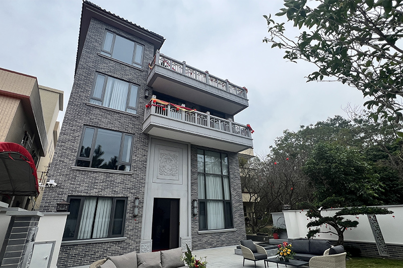 Villa doors and windows