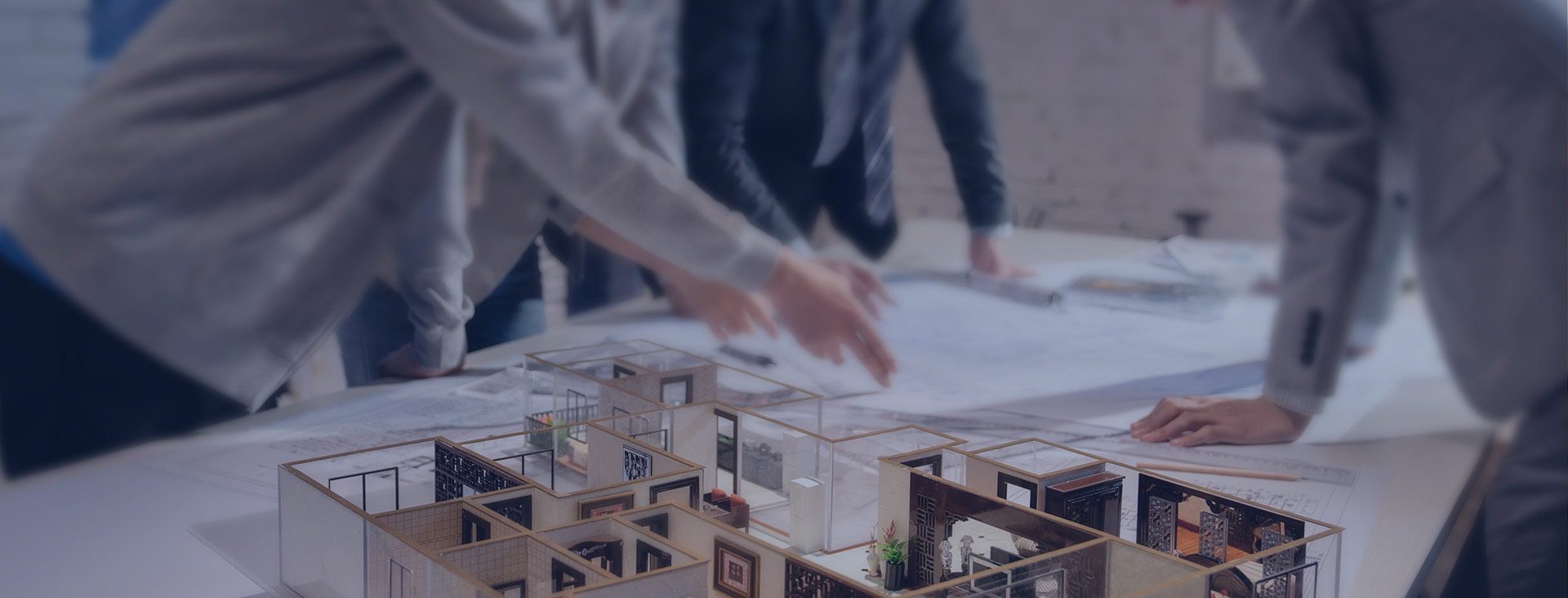 Door and window selection for sea view rooms.