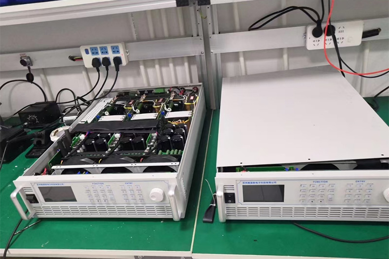 Bidirectional DC power supply
