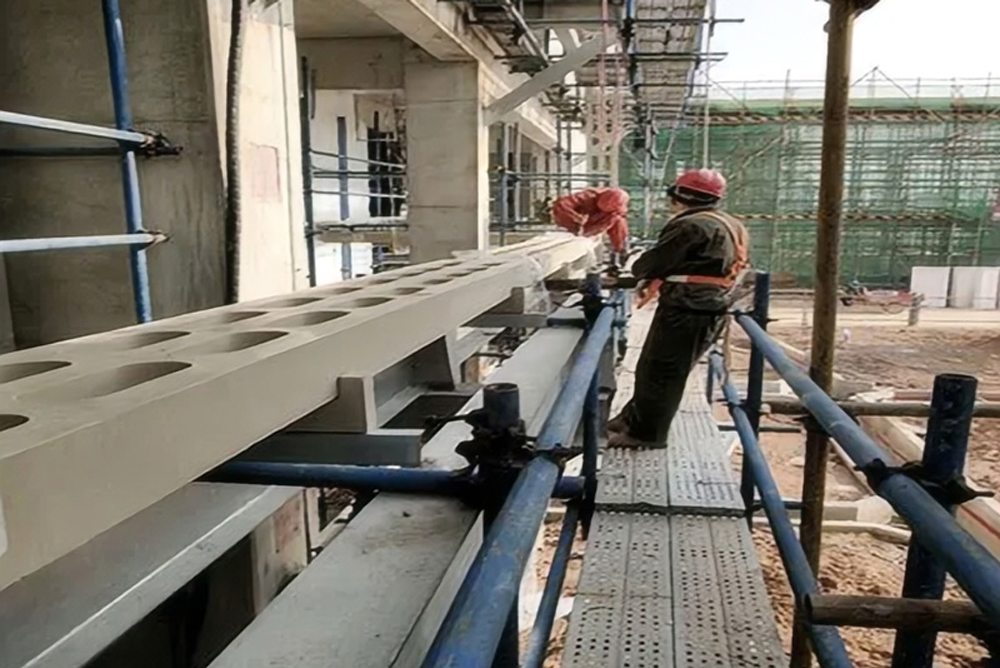 1.High-performance cast resin insulated busduct for superior electrical.jpg