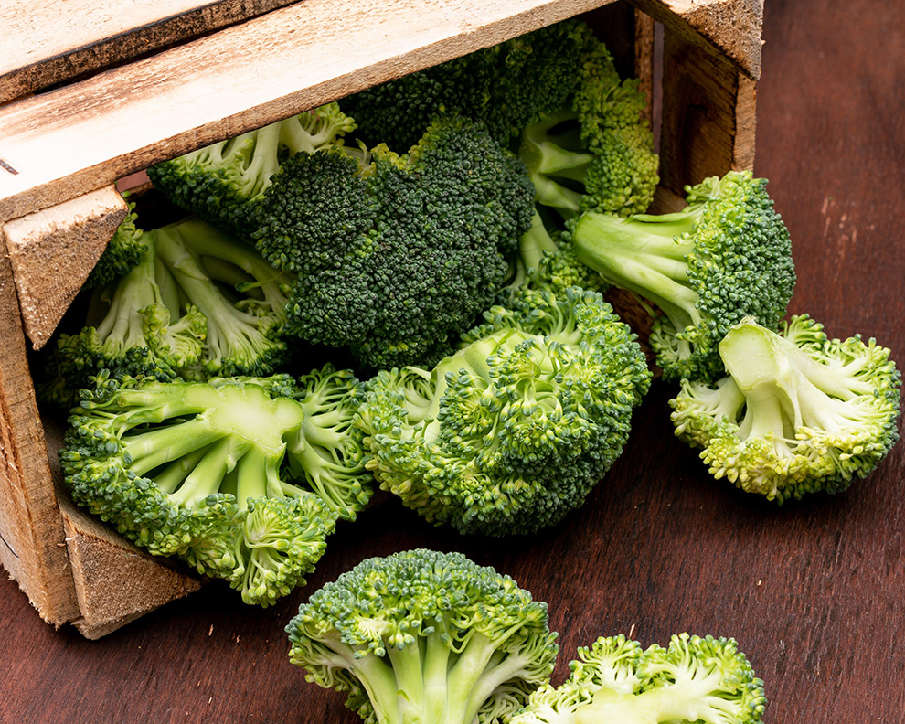 sliced-broccoli-in-box
