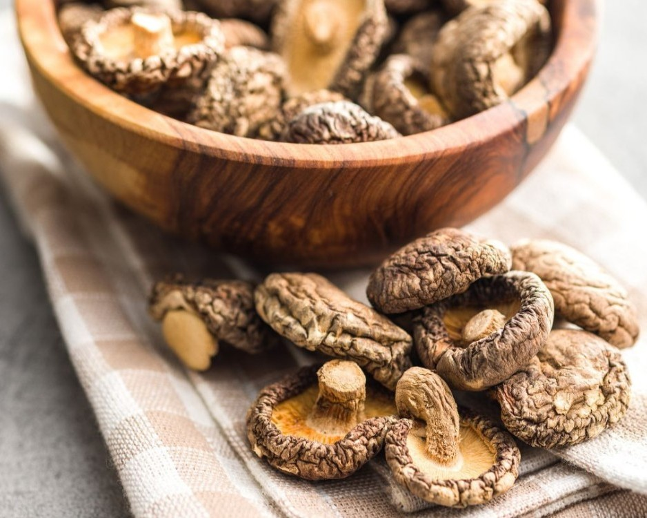 Dried Shiitake Mushrooms 1.png