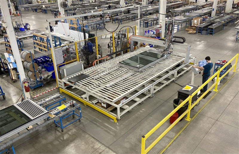 Glass Curtain Wall Assembly Line01