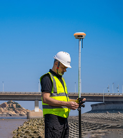 i83-pro-antenna-superior-gnss-technology