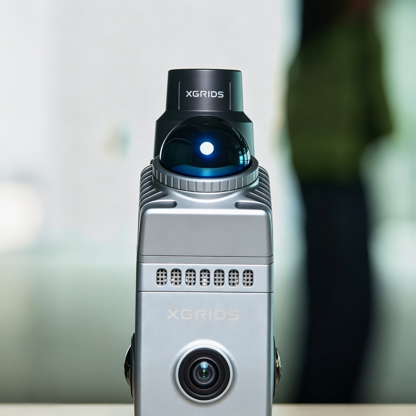 XGRIDS Lixel K2 : Scanner SLAM portable compact avec RTK intégré pour levés topographiques mixtes intérieur-extérieur