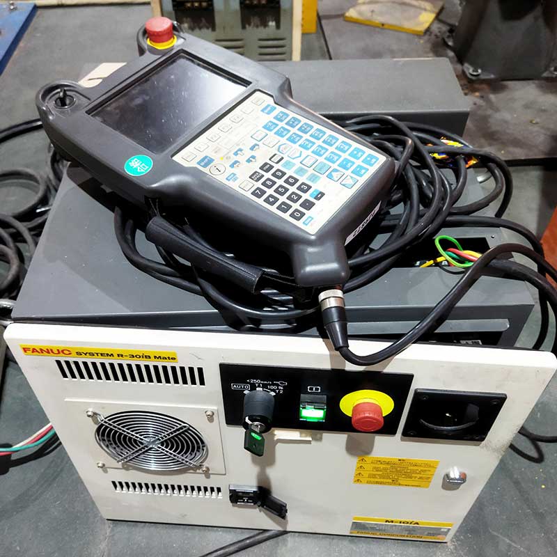 Fanuc M-10iA12 Industrial Used Welding Robot (2)