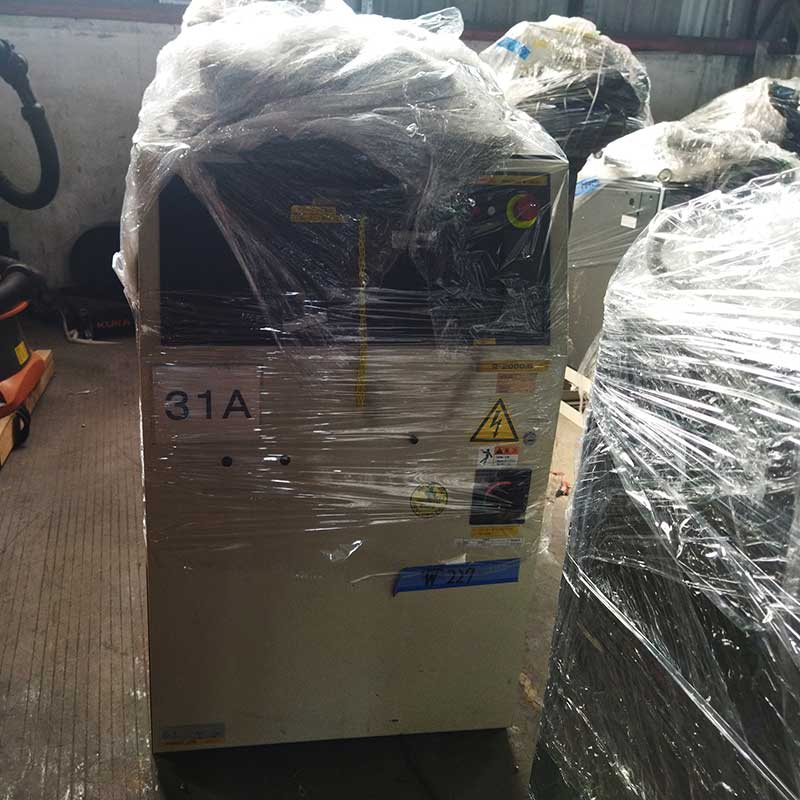R-2000iB170CF FANUC Used Robot 6 Axis For Material Handling (4)