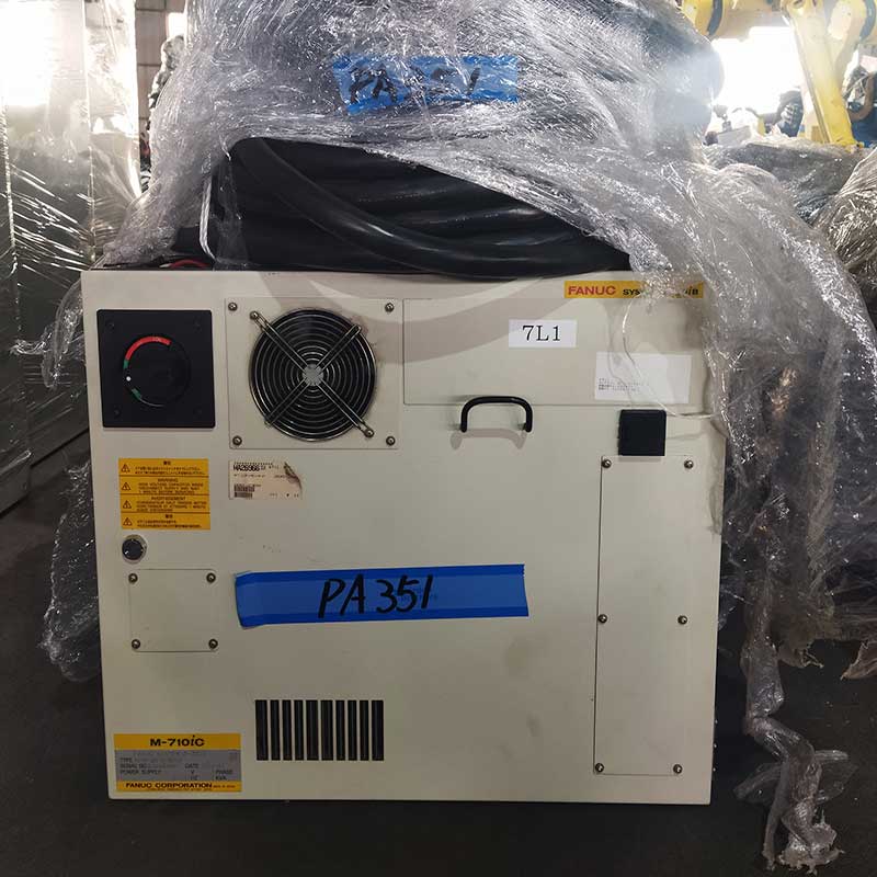 Refurbished FANUC Long-Arm Design M-710iC20L Robot (4)